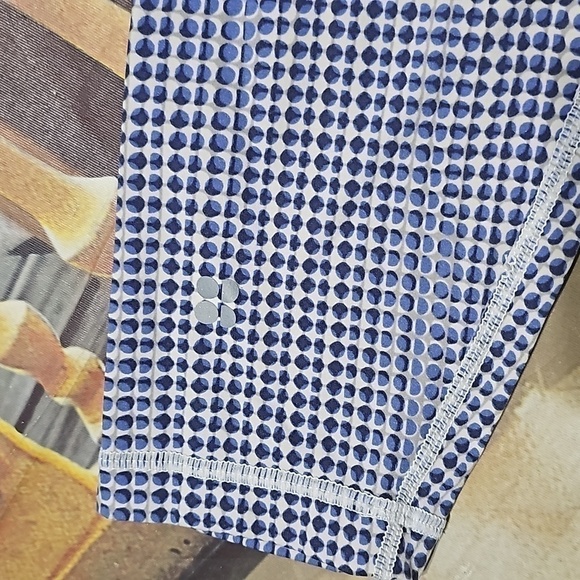 Sweaty‎ Betty Graphic Print Yoga Workout Gym Running Capri Leggings Size XS - Picture 3 of 6